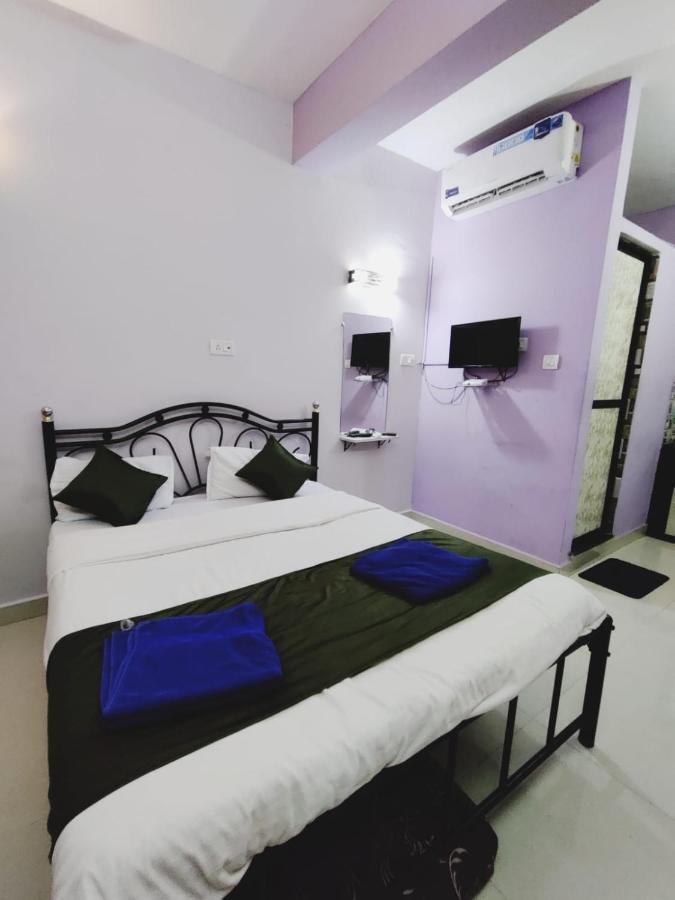 Tiger Eye Guest House Calangute Esterno foto