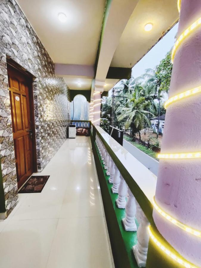 Tiger Eye Guest House Calangute Esterno foto